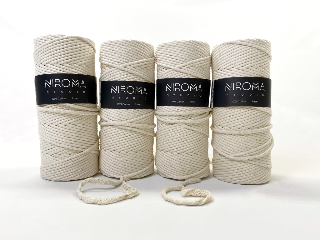 Natural Macrame Cord Cotton Rope M with Wood Ring Comoros